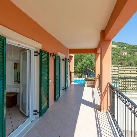Vasillis Villa *