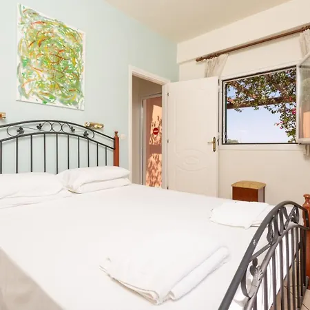 Villa Vasillis Nisaki (Corfu)